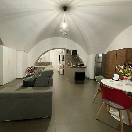 Archome Luxury Apartment Бриндизи Екстериор снимка