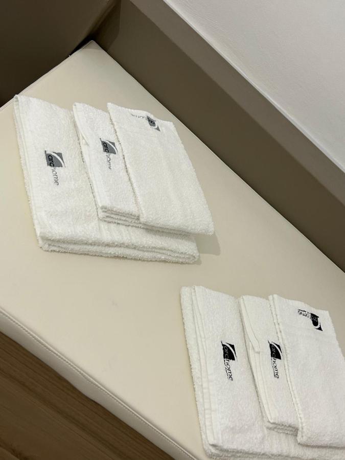 Archome Luxury Apartment Бриндизи Екстериор снимка