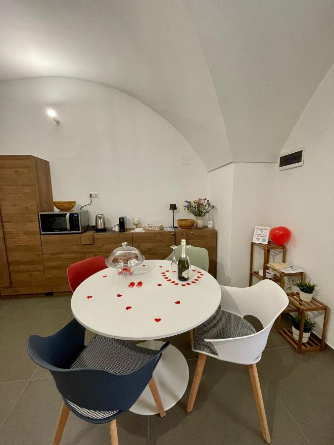 Archome Luxury Apartment Бриндизи Екстериор снимка