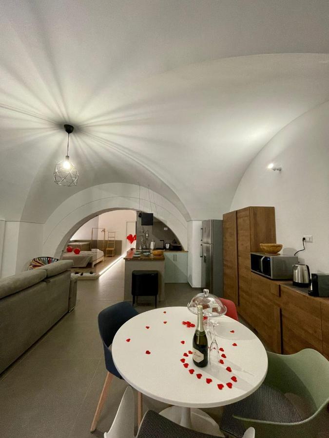 Archome Luxury Apartment Бриндизи Екстериор снимка