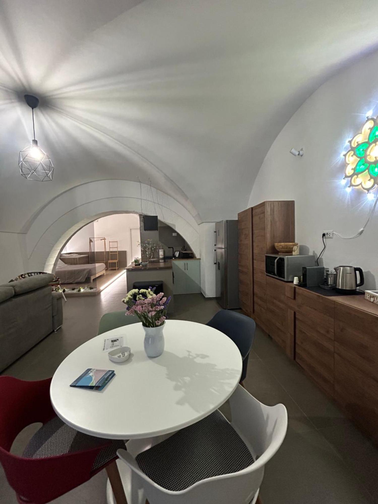 Archome Luxury Apartment Бриндизи Екстериор снимка